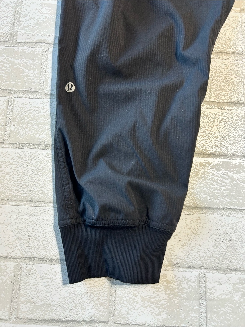 Lululemon Dance Studio Joggers Black - Picture 5 of 6